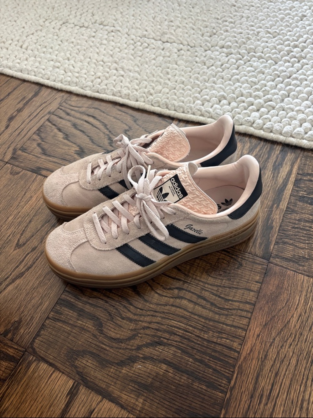 Adidas Gazelle - Women’s 9.5 - Picture 3 of 5